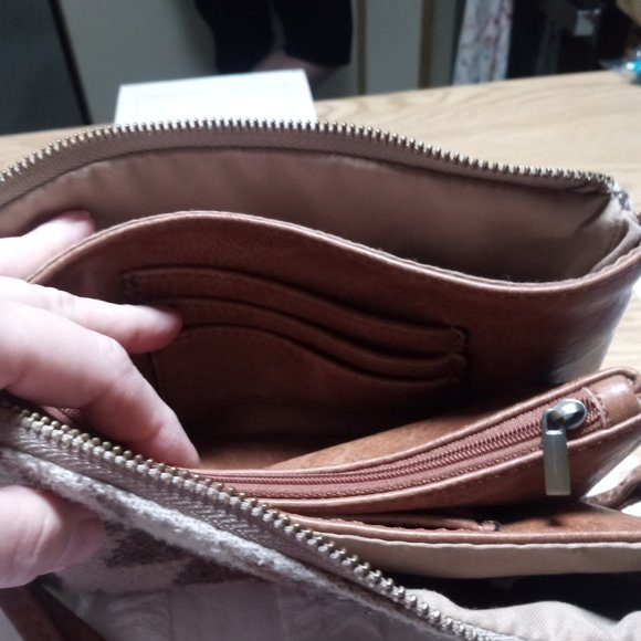 Jen&Co Purse - Picture 6 of 7